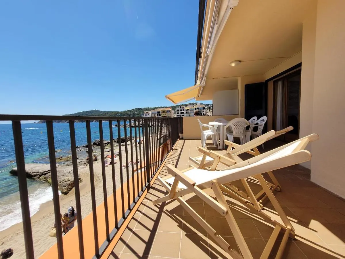 Playa Canadell Mar G Primera Linea De Mar Con Terraza Calella De Palafrugell Spain